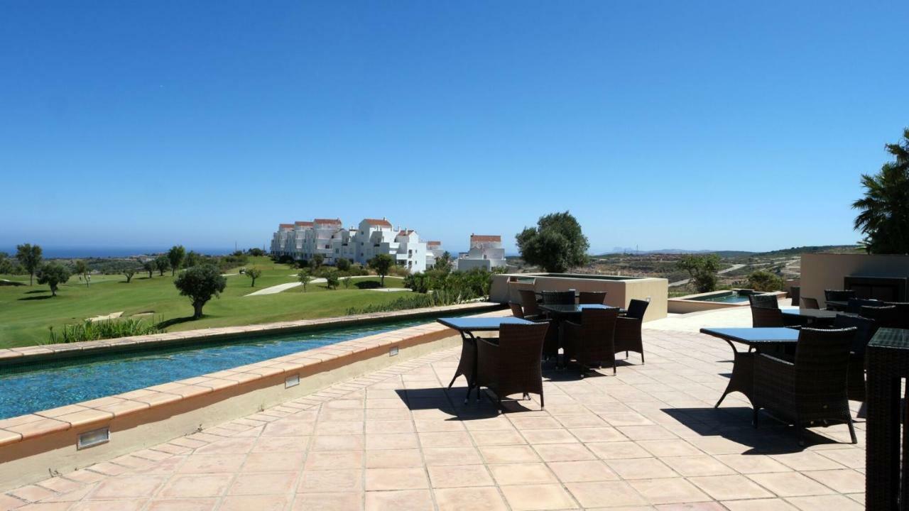Penthouse Sea View - Valle Romano Golf Estepona Exterior photo