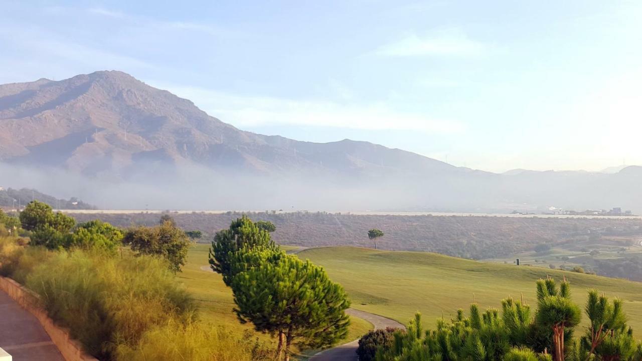 Penthouse Sea View - Valle Romano Golf Estepona Exterior photo